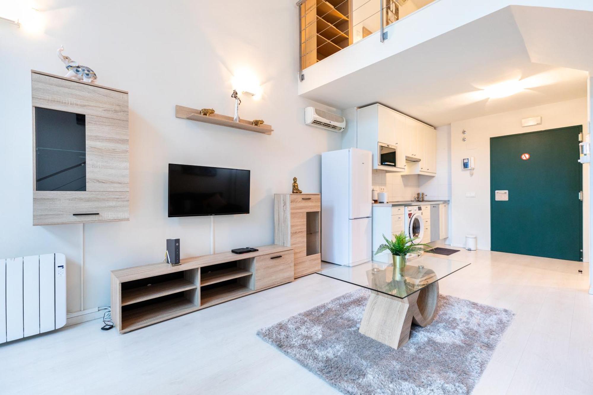 Oshun Sanchinarro Apartment Madrid Exterior photo